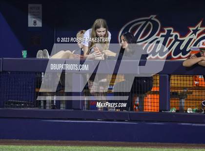 Thumbnail 1 in Rockwall vs. Mansfield (UIL 6A Area Playoff) photogallery.