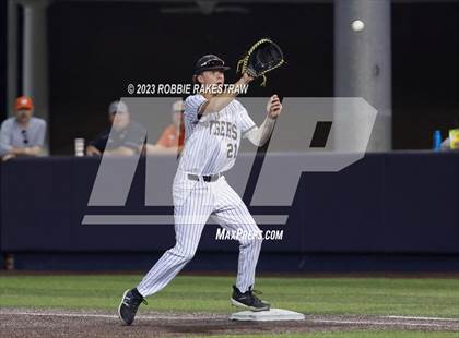 Thumbnail 1 in Rockwall vs. Mansfield (UIL 6A Area Playoff) photogallery.