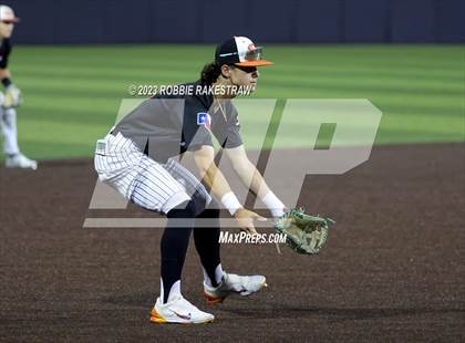 Thumbnail 2 in Rockwall vs. Mansfield (UIL 6A Area Playoff) photogallery.