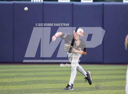 Thumbnail 2 in Rockwall vs. Mansfield (UIL 6A Area Playoff) photogallery.