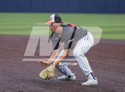 Thumbnail 2 in Rockwall vs. Mansfield (UIL 6A Area Playoff) photogallery.