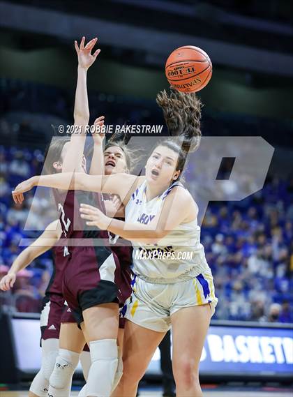 Thumbnail 1 in Lipan vs. Martins Mill (UIL 2A Final) photogallery.