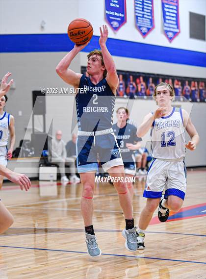 Thumbnail 2 in Brazos Christian vs Reicher Catholic photogallery.
