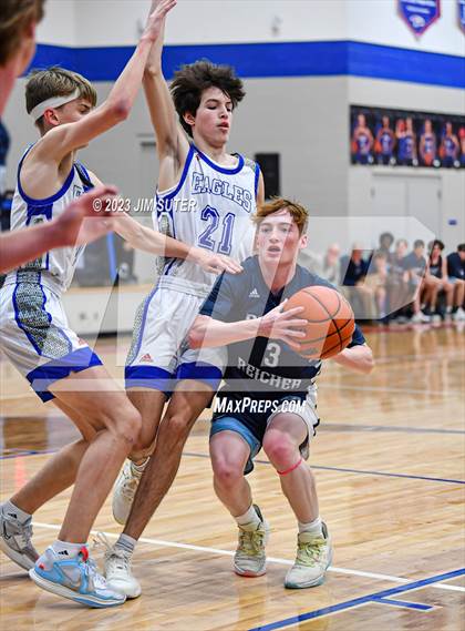 Thumbnail 3 in Brazos Christian vs Reicher Catholic photogallery.
