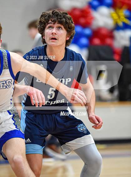 Thumbnail 2 in Brazos Christian vs Reicher Catholic photogallery.