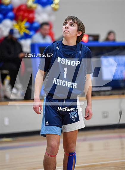 Thumbnail 1 in Brazos Christian vs Reicher Catholic photogallery.