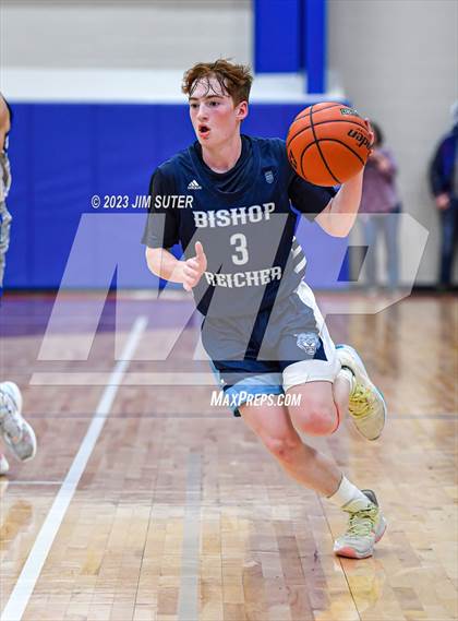 Thumbnail 2 in Brazos Christian vs Reicher Catholic photogallery.