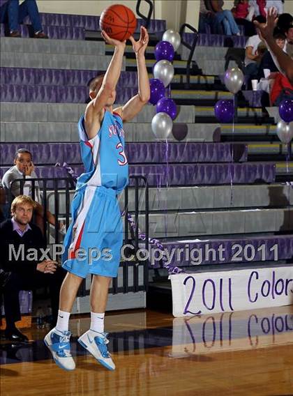 Thumbnail 2 in Fayetteville vs. Southside photogallery.