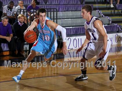 Thumbnail 2 in Fayetteville vs. Southside photogallery.