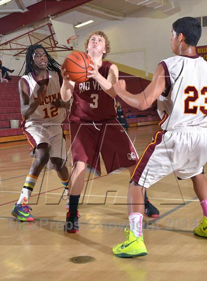 Thumbnail 2 in JV: Rio Vista @ Encina Prep photogallery.