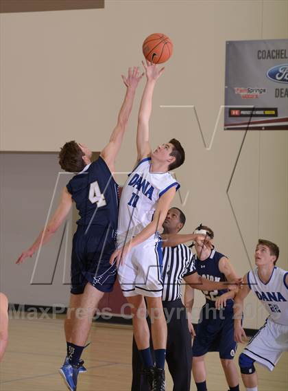 Thumbnail 2 in Mission Prep vs. Dana Hills (MaxPreps Holiday Classic) photogallery.