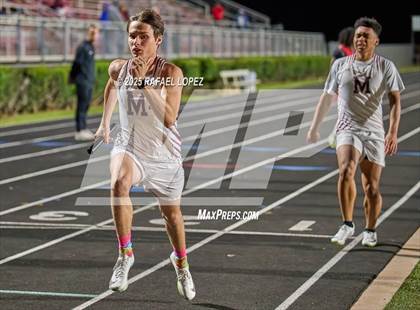 Thumbnail 1 in Dog Pound Invitational (4 x 400 Meter) photogallery.