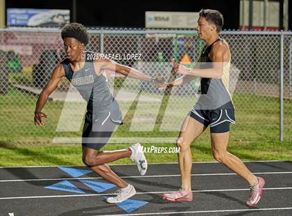 Thumbnail 3 in Dog Pound Invitational (4 x 400 Meter) photogallery.