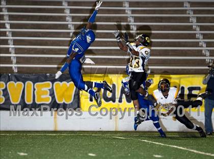 Thumbnail 1 in Garland @ Lakeview Centennial photogallery.