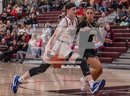 Thumbnail 2 in Dublin Jerome @ Newark (OHSAA D1 District Semifinal) photogallery.