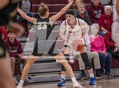 Thumbnail 2 in Dublin Jerome @ Newark (OHSAA D1 District Semifinal) photogallery.