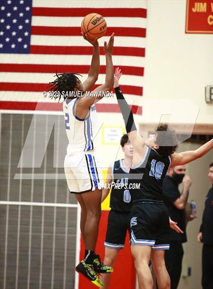 Thumbnail 3 in Windward vs  Saugus photogallery.