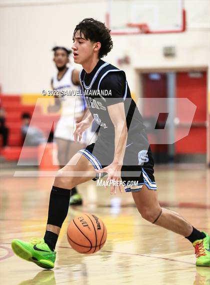 Thumbnail 2 in Windward vs  Saugus photogallery.