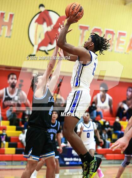 Thumbnail 2 in Windward vs  Saugus photogallery.
