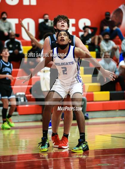 Thumbnail 2 in Windward vs  Saugus photogallery.