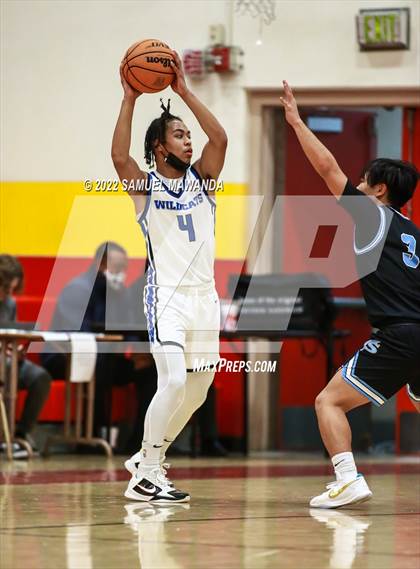 Thumbnail 3 in Windward vs  Saugus photogallery.