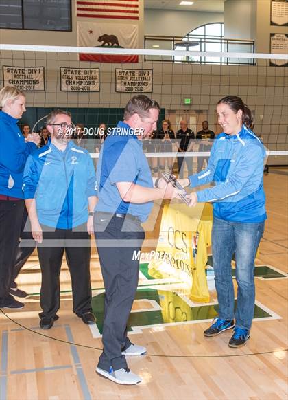 Thumbnail 2 in CCS Div2 Girls Volleyball Championship(Mountain View vs. Presentation) photogallery.