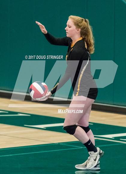 Thumbnail 3 in CCS Div2 Girls Volleyball Championship(Mountain View vs. Presentation) photogallery.