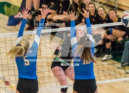 Thumbnail 3 in CCS Div2 Girls Volleyball Championship(Mountain View vs. Presentation) photogallery.