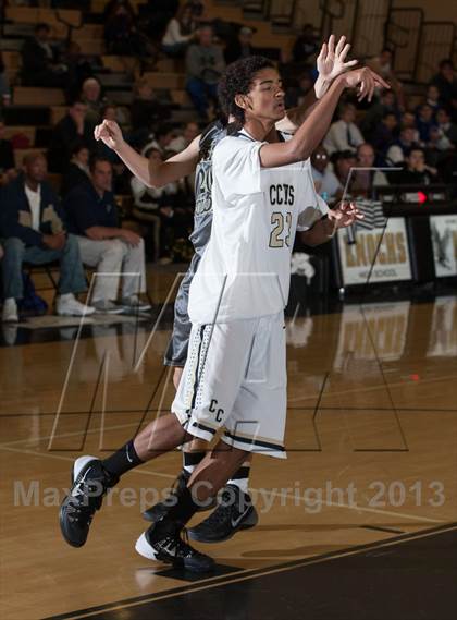 Thumbnail 2 in Central Catholic vs. Buhach Colony photogallery.