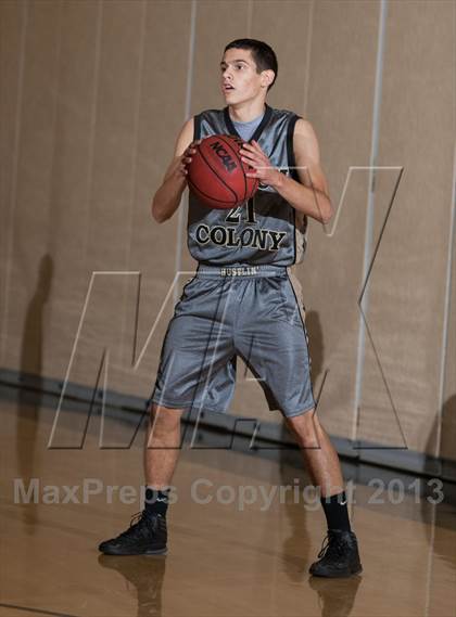 Thumbnail 2 in Central Catholic vs. Buhach Colony photogallery.