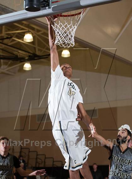 Thumbnail 3 in Central Catholic vs. Buhach Colony photogallery.