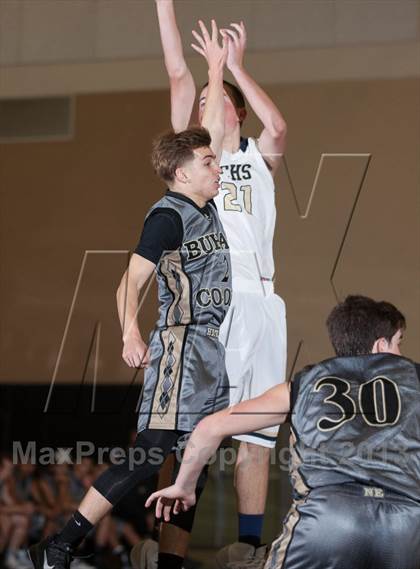 Thumbnail 3 in Central Catholic vs. Buhach Colony photogallery.