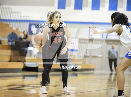 Thumbnail 2 in Muskego vs Oak Creek (WIAA D1 Sectional Semifinal) photogallery.