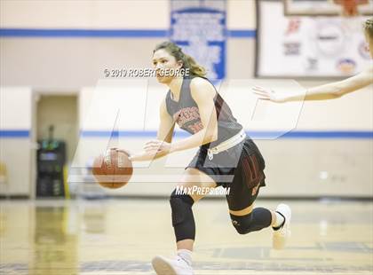 Thumbnail 1 in Muskego vs Oak Creek (WIAA D1 Sectional Semifinal) photogallery.