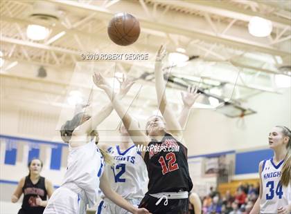 Thumbnail 2 in Muskego vs Oak Creek (WIAA D1 Sectional Semifinal) photogallery.