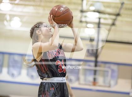 Thumbnail 1 in Muskego vs Oak Creek (WIAA D1 Sectional Semifinal) photogallery.