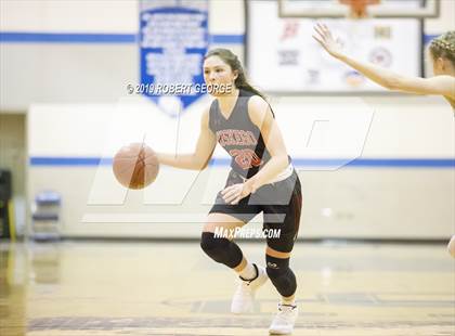 Thumbnail 3 in Muskego vs Oak Creek (WIAA D1 Sectional Semifinal) photogallery.