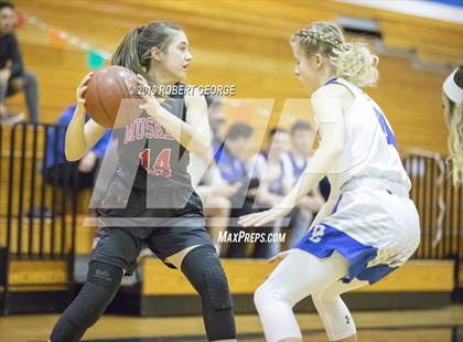 Thumbnail 3 in Muskego vs Oak Creek (WIAA D1 Sectional Semifinal) photogallery.