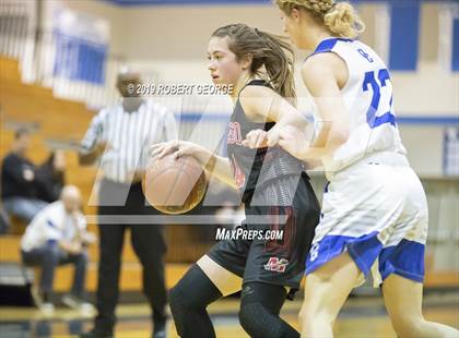 Thumbnail 3 in Muskego vs Oak Creek (WIAA D1 Sectional Semifinal) photogallery.