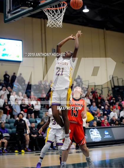 Thumbnail 2 in Mount Sinai vs. Sewanhaka (NYSPHSAA Class A Regional Playoff) photogallery.