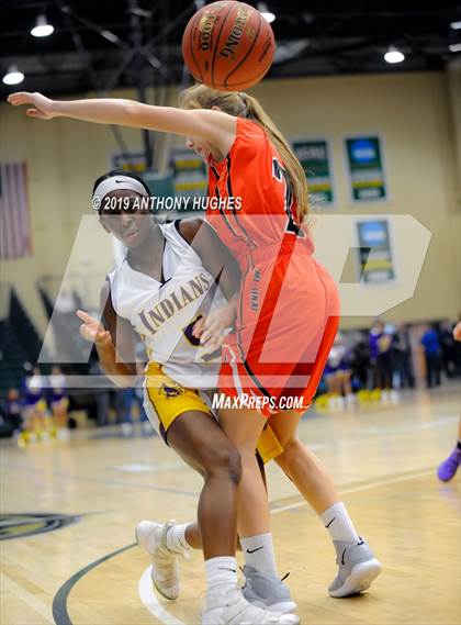 Thumbnail 2 in Mount Sinai vs. Sewanhaka (NYSPHSAA Class A Regional Playoff) photogallery.