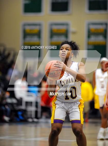 Thumbnail 1 in Mount Sinai vs. Sewanhaka (NYSPHSAA Class A Regional Playoff) photogallery.