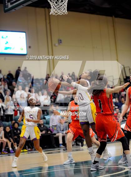 Thumbnail 1 in Mount Sinai vs. Sewanhaka (NYSPHSAA Class A Regional Playoff) photogallery.