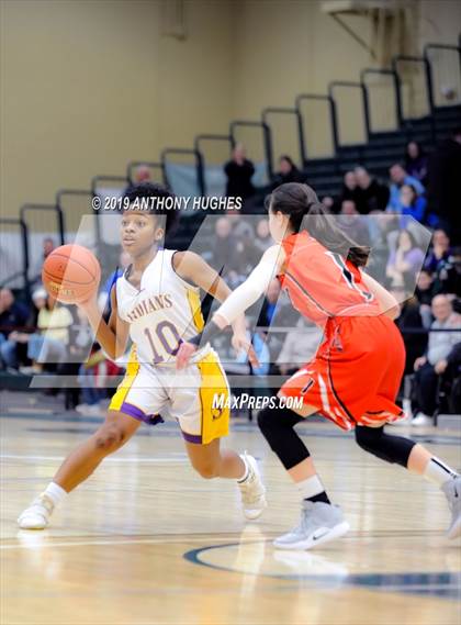 Thumbnail 1 in Mount Sinai vs. Sewanhaka (NYSPHSAA Class A Regional Playoff) photogallery.