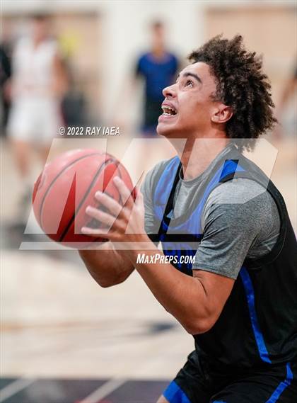 Thumbnail 2 in Capital Christian vs. Jesuit (Simply Basketball Showcase) photogallery.