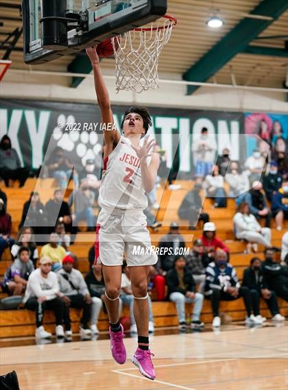 Thumbnail 2 in Capital Christian vs. Jesuit (Simply Basketball Showcase) photogallery.