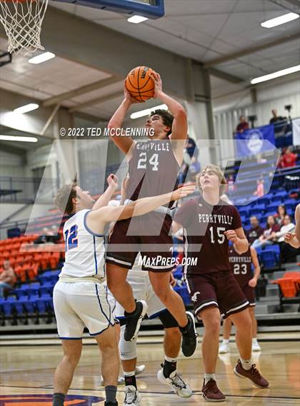 Thumbnail 3 in Perryville vs Two Rivers photogallery.