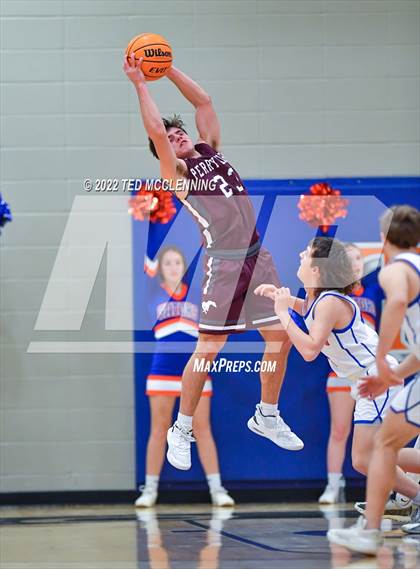 Thumbnail 1 in Perryville vs Two Rivers photogallery.