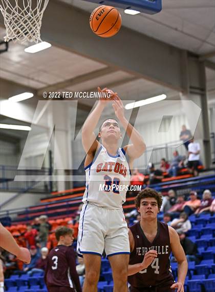 Thumbnail 2 in Perryville vs Two Rivers photogallery.
