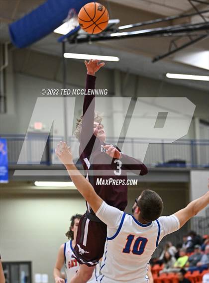 Thumbnail 2 in Perryville vs Two Rivers photogallery.